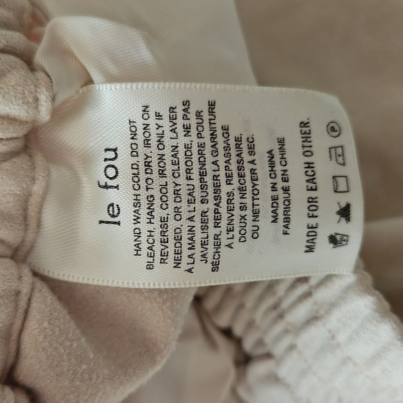 Aritzia Le Fou Wilfred Vegan Suede Funk Shorts Size 6 In Oyster - Picture 6 of 14